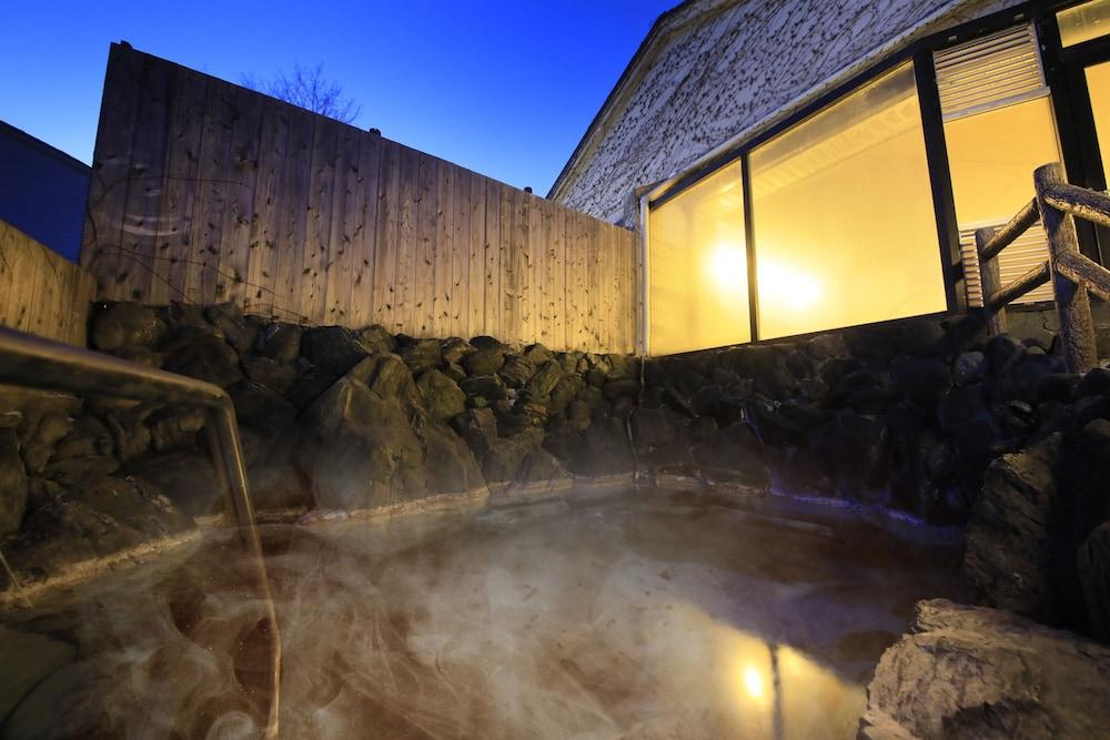 swimming pool spa