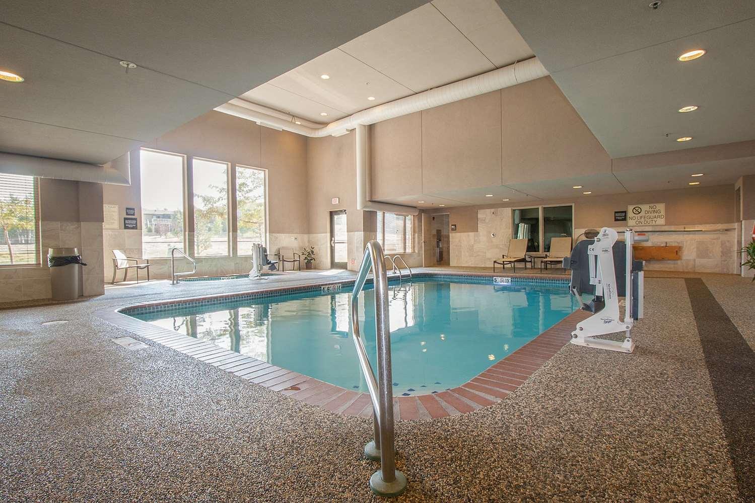 swimming pool spa