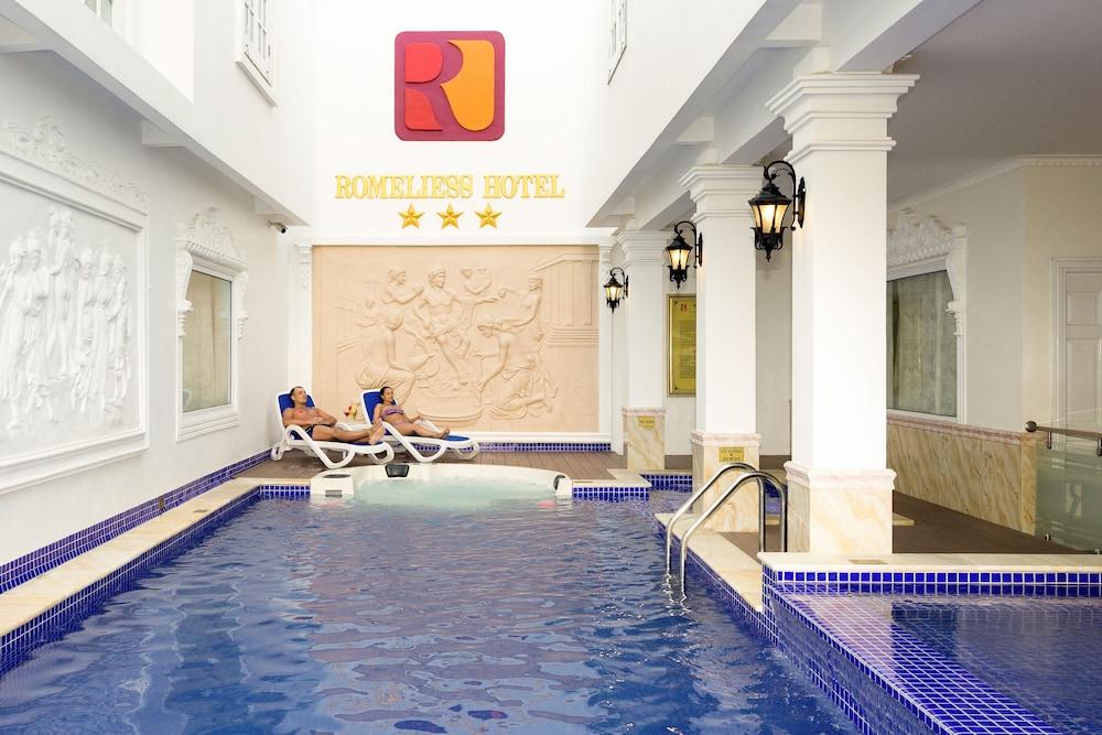 swimming pool spa