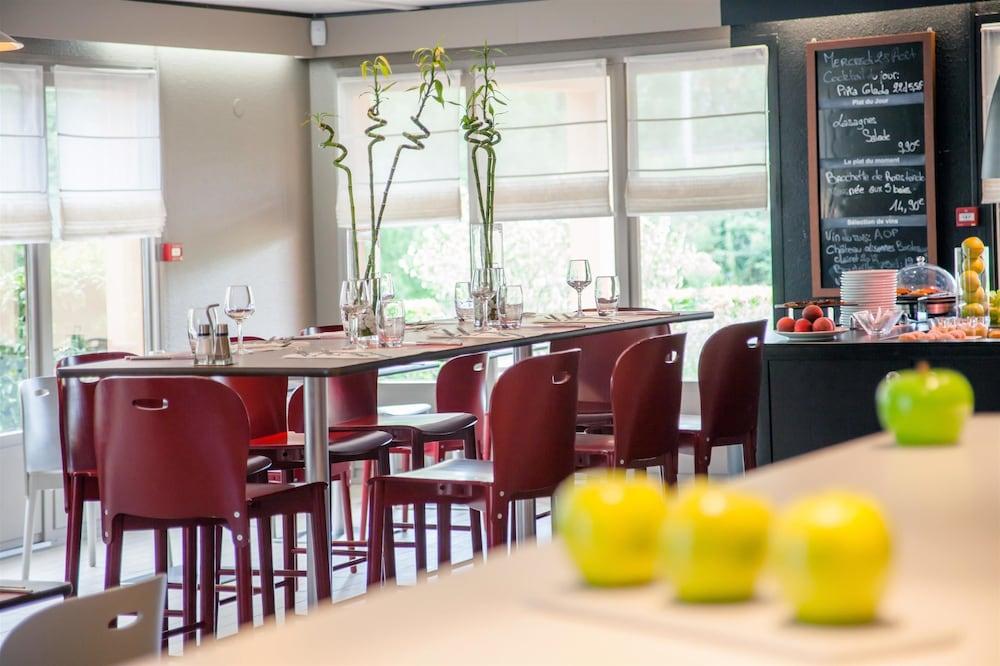 restaurant-cafeteria