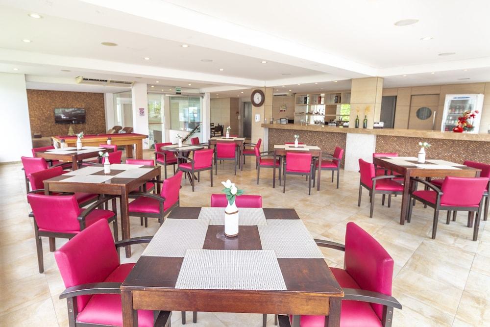 restaurant-cafeteria