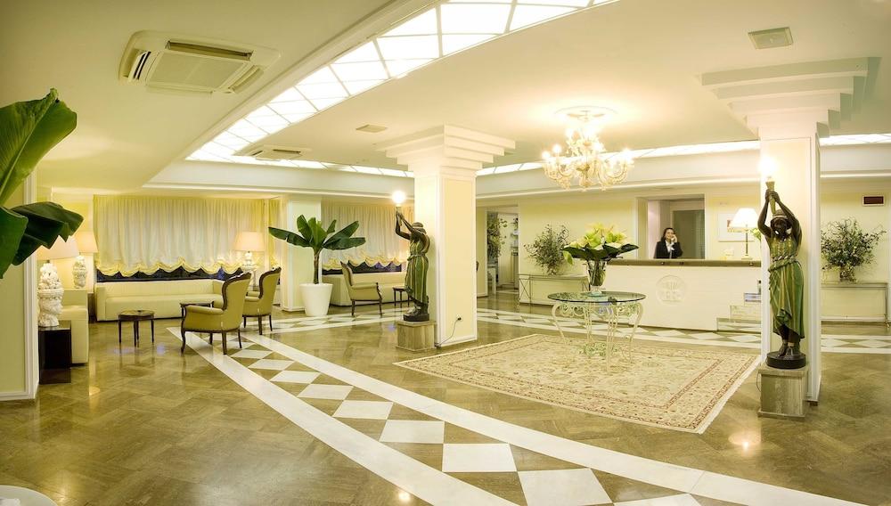 lobby