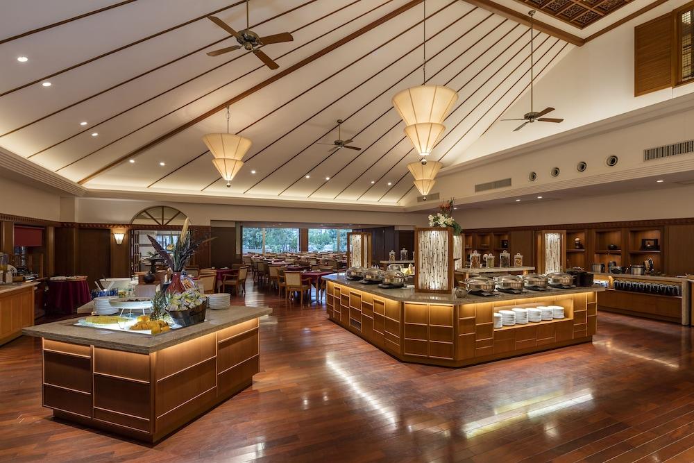 restaurant-cafeteria