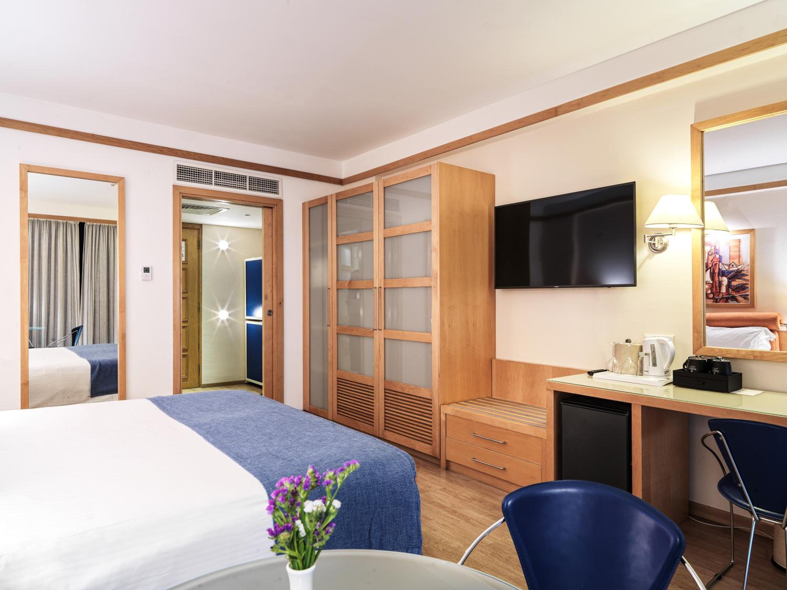 rooms