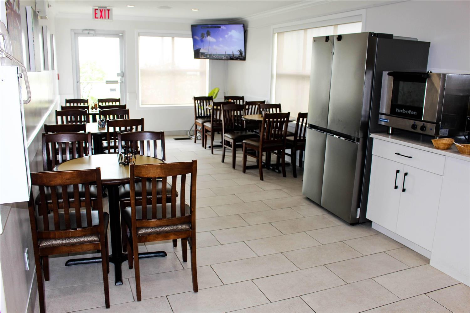 restaurant cafeteria