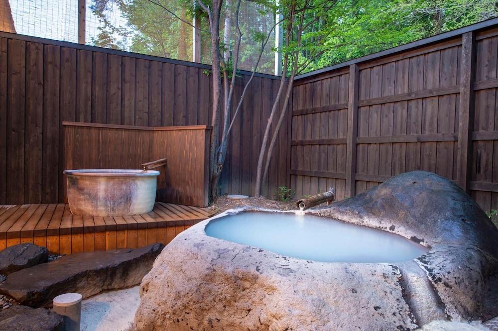 swimming pool spa