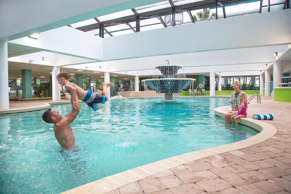 swimming pool spa