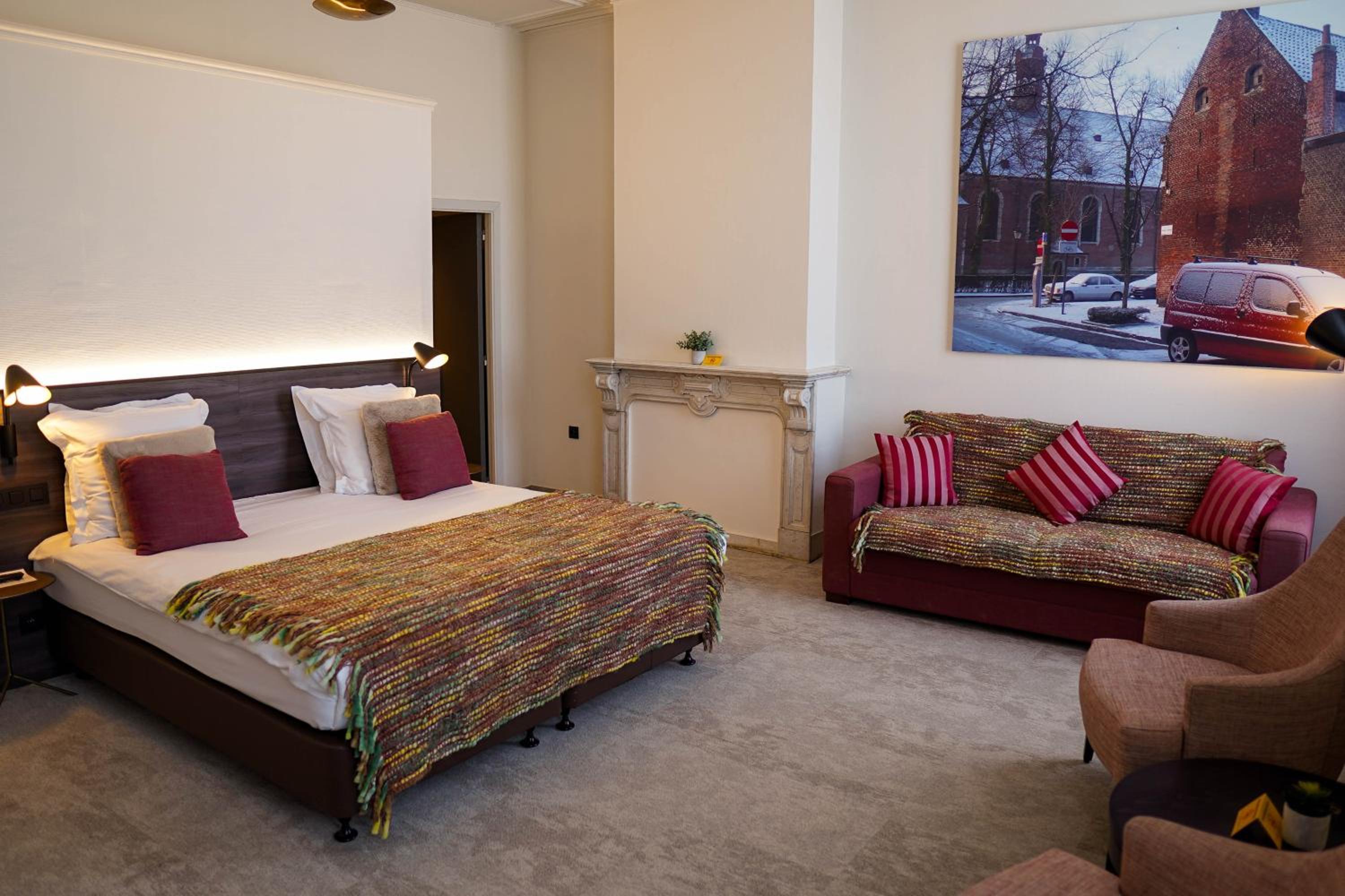 rooms