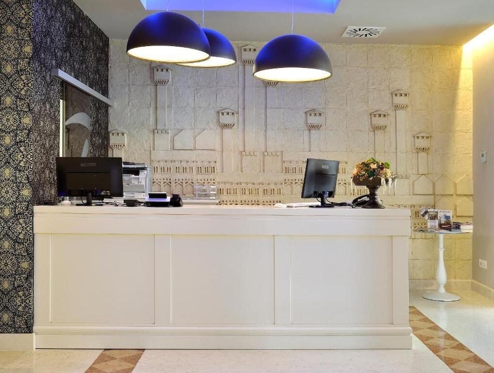 lobby