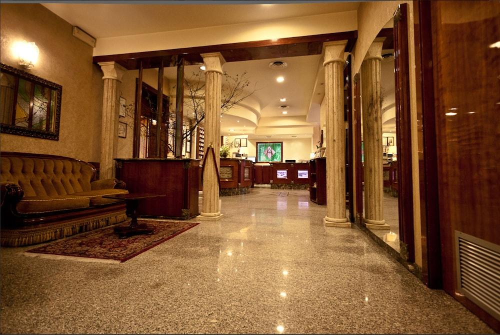 lobby