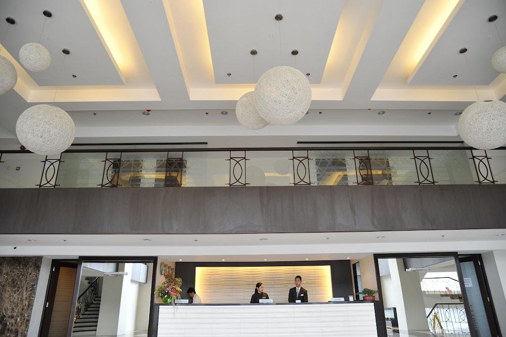 lobby