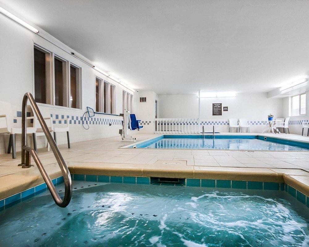 swimming pool spa