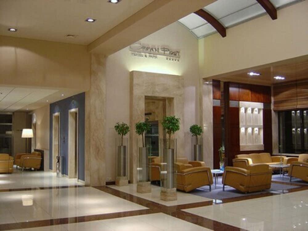 lobby