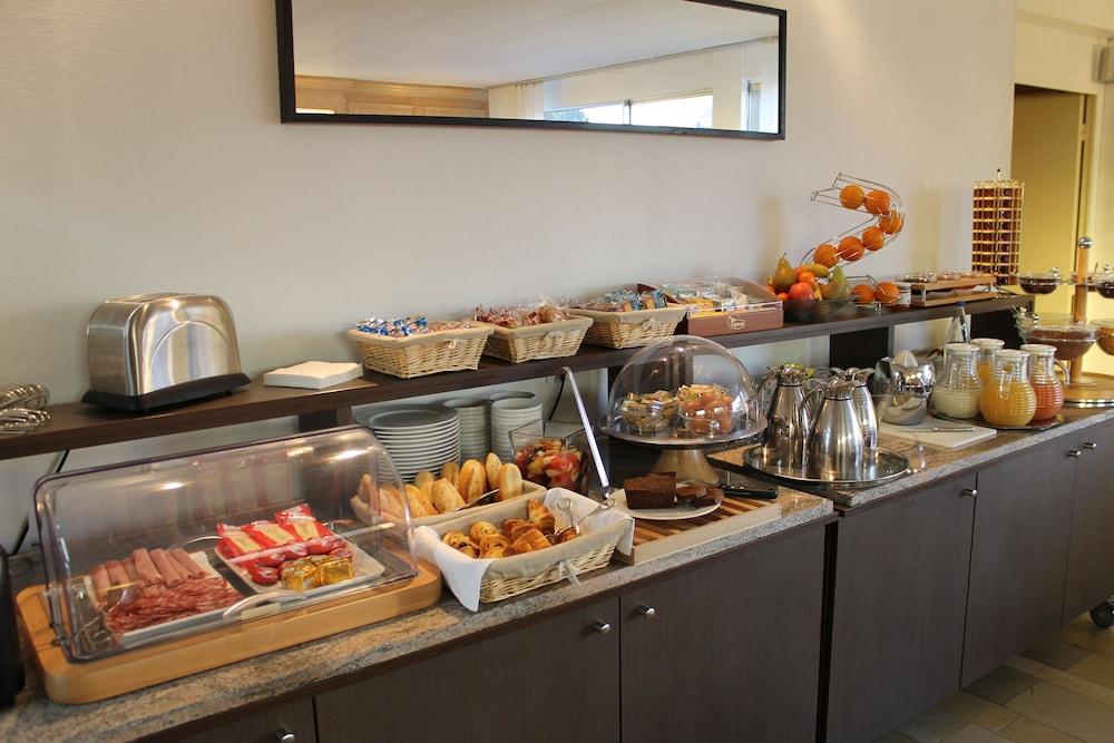 restaurant-cafeteria