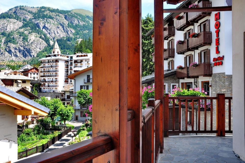 hotel