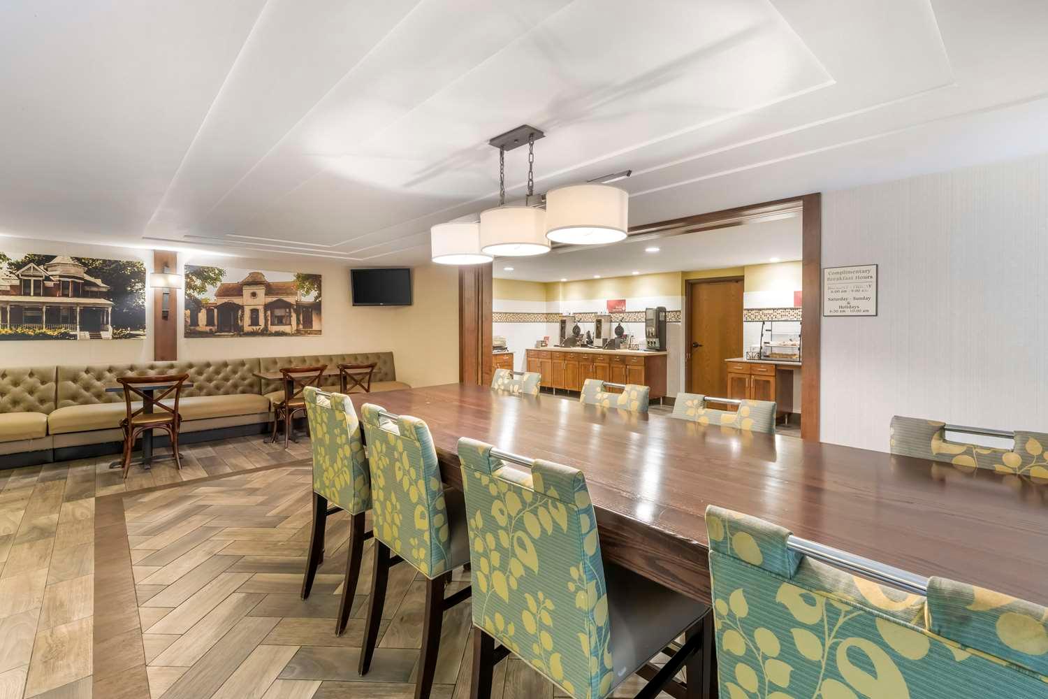 restaurant cafeteria
