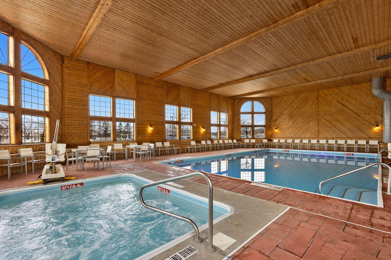 swimming pool spa