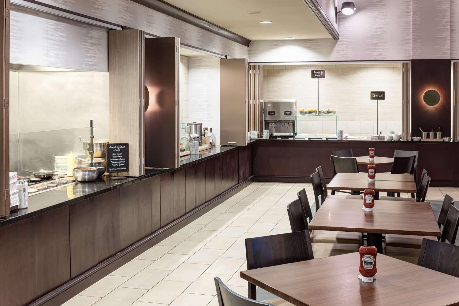 restaurant cafeteria