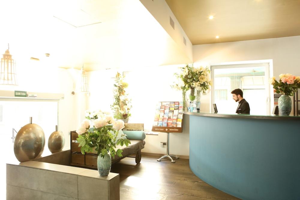 lobby
