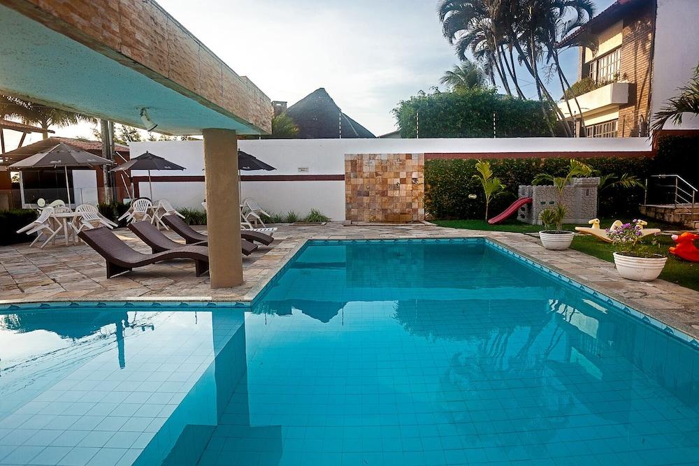 swimming pool spa