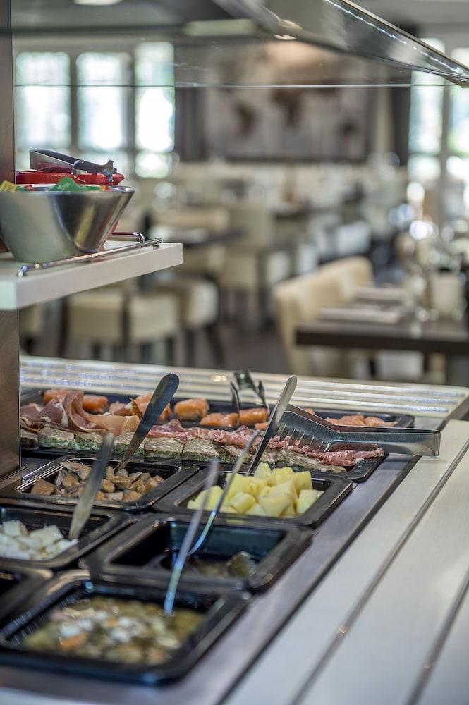 sport_facililities