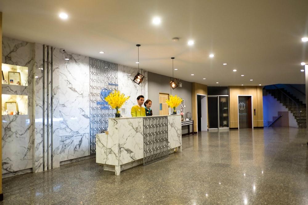 lobby