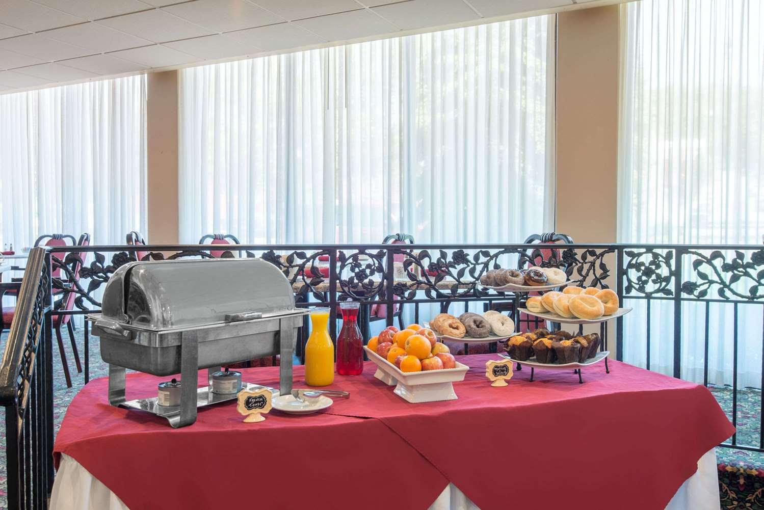 restaurant cafeteria