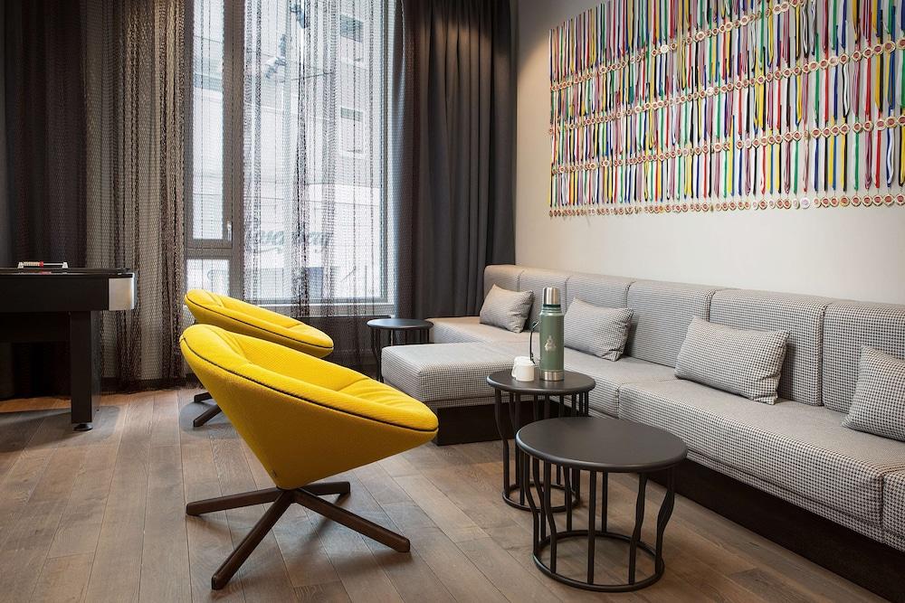 lounge