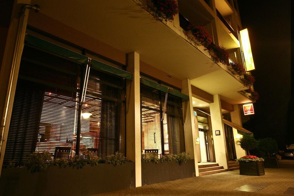 hotel