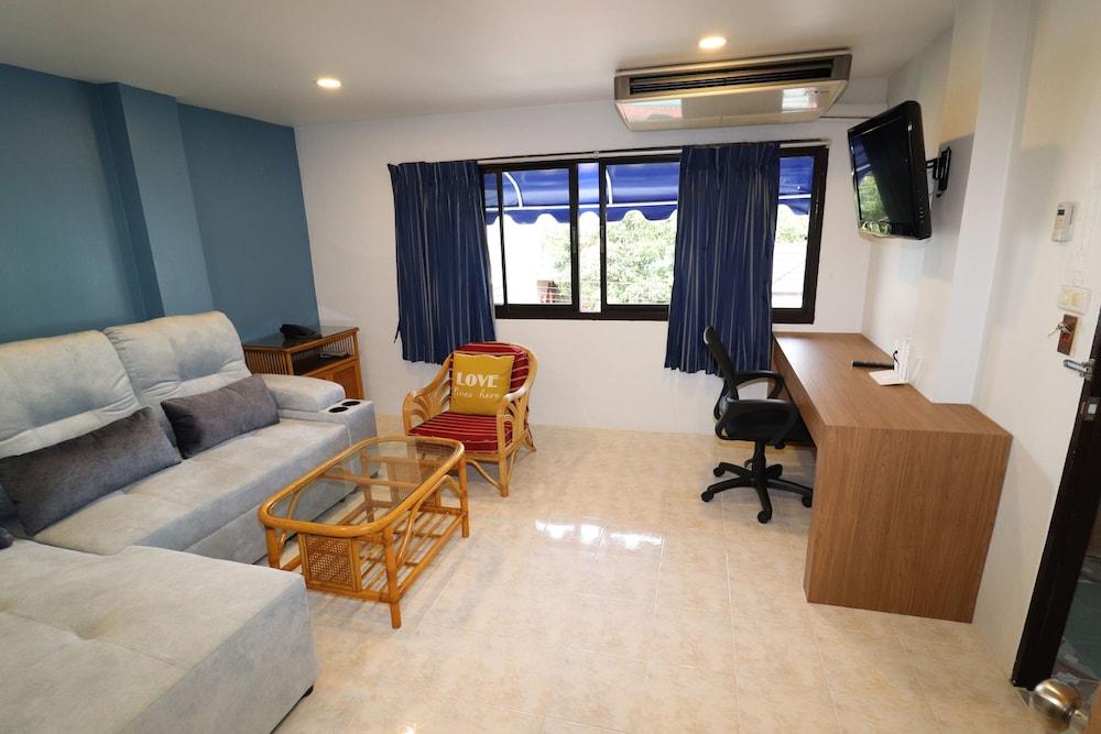 lounge