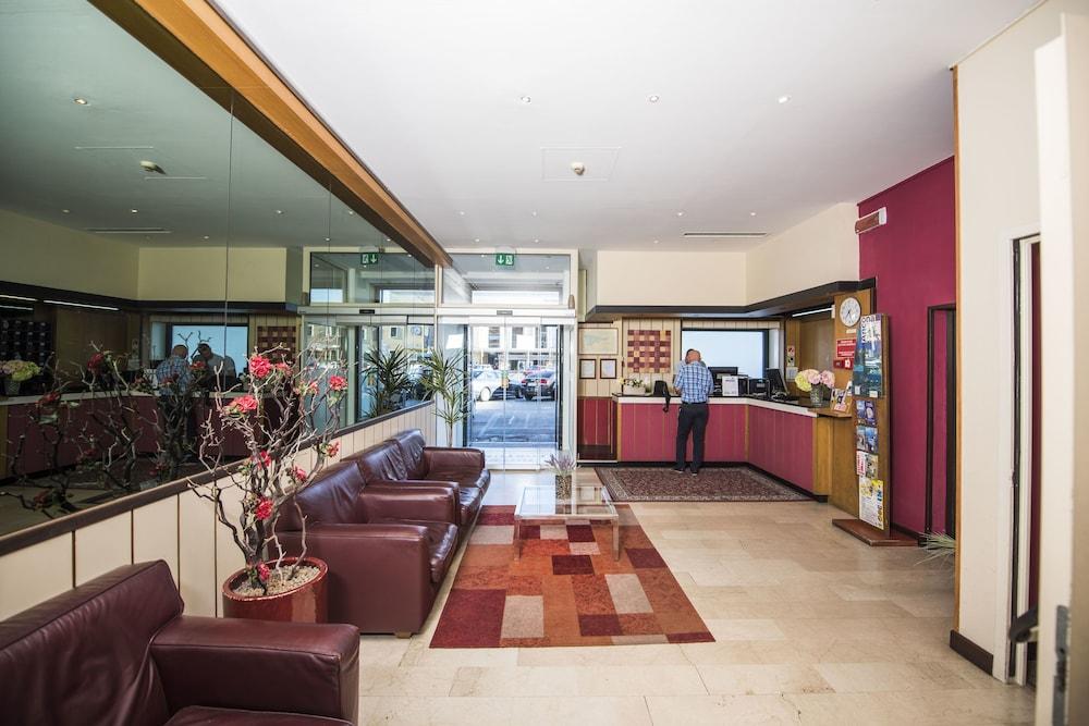 lobby