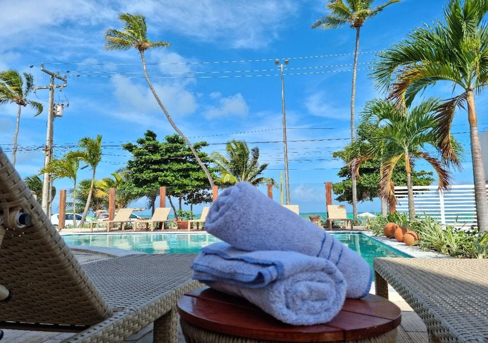 swimming pool spa