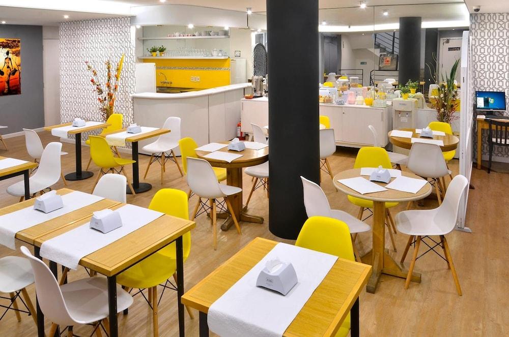 restaurant cafeteria