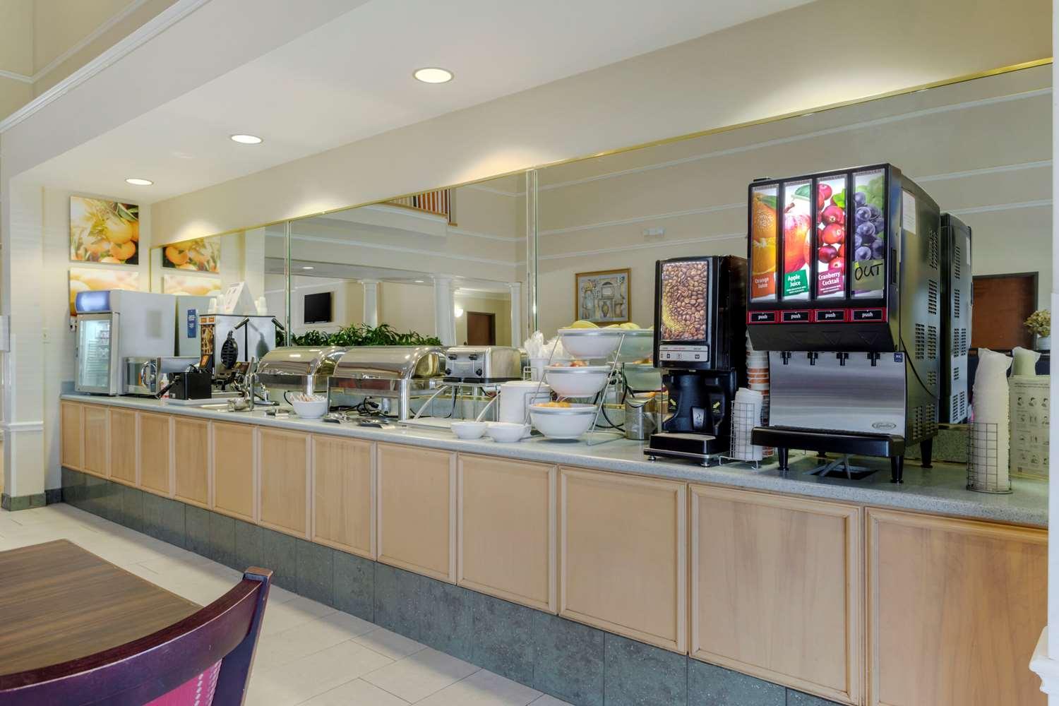 restaurant cafeteria