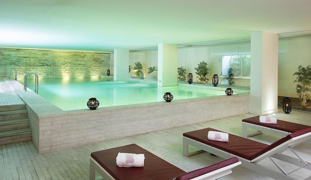 swimming pool spa