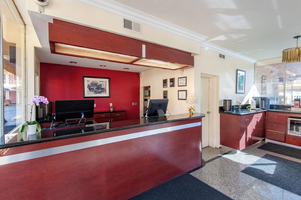 lobby
