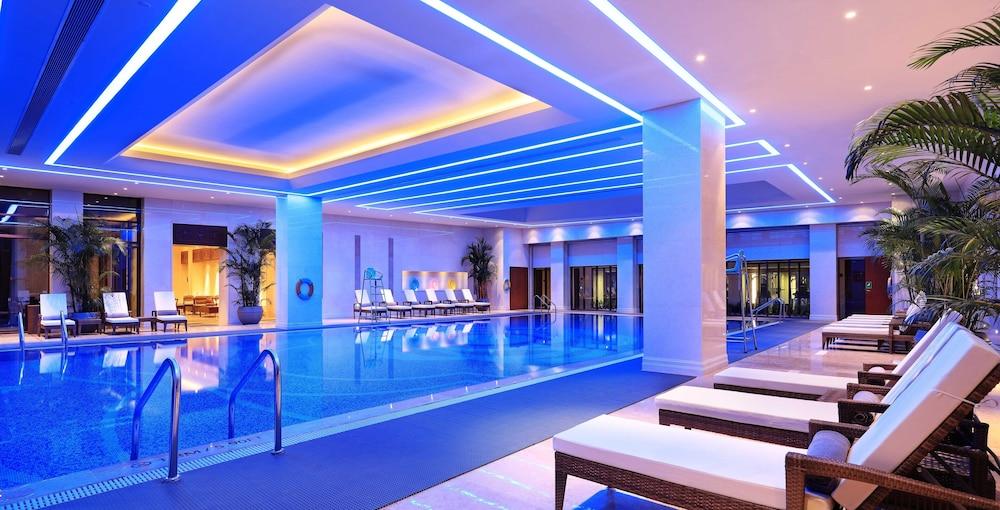 swimming pool spa