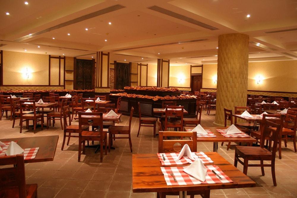restaurant-cafeteria