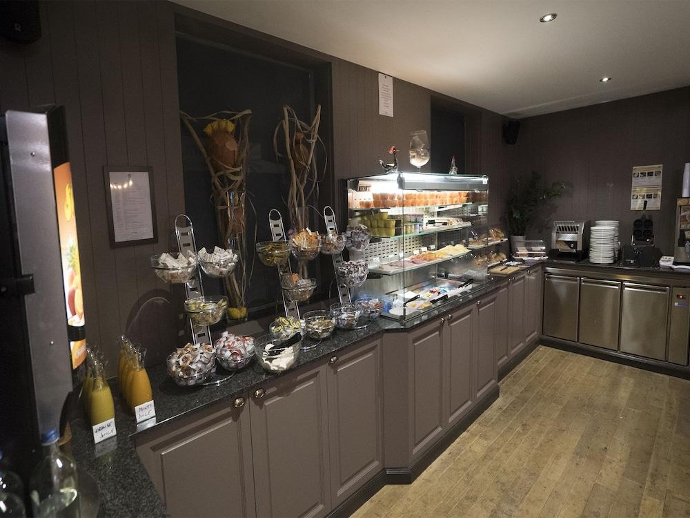 restaurant-cafeteria