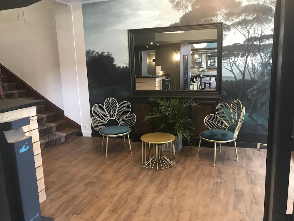 restaurant-cafeteria