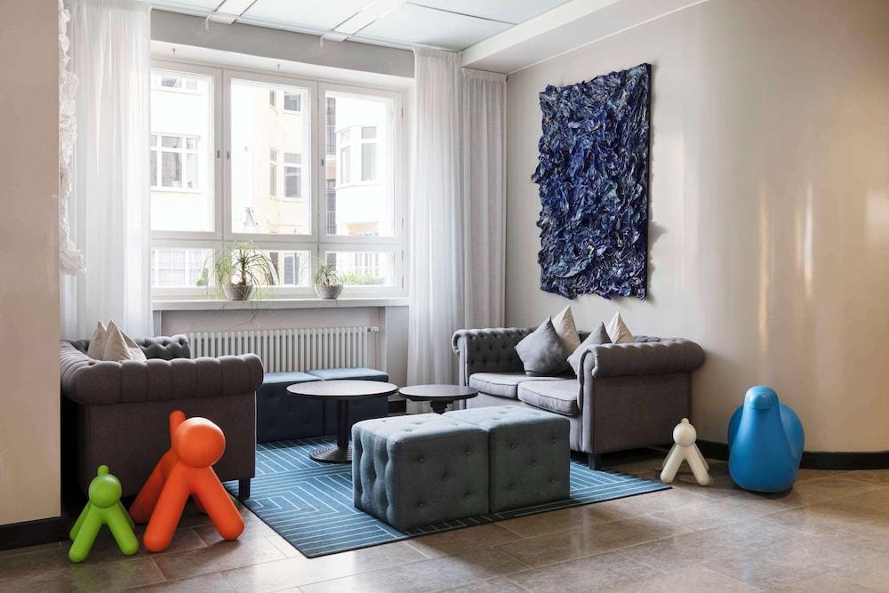 lounge