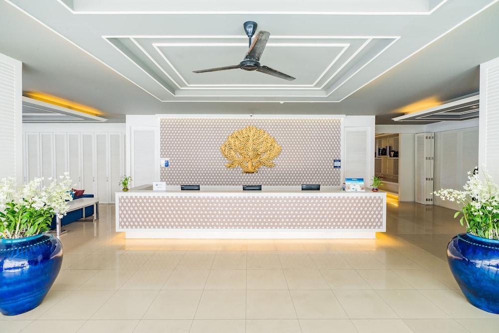 lobby