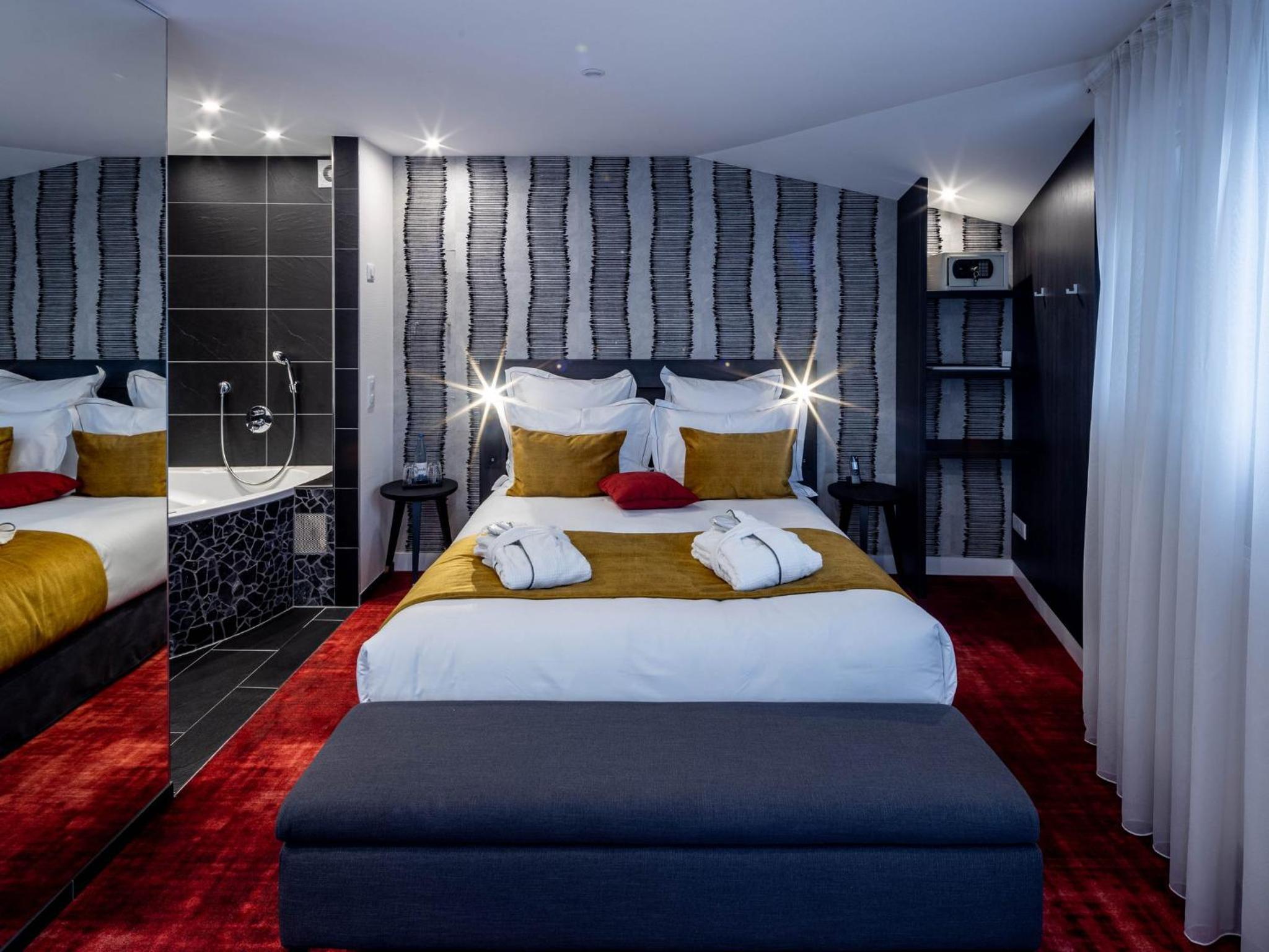rooms