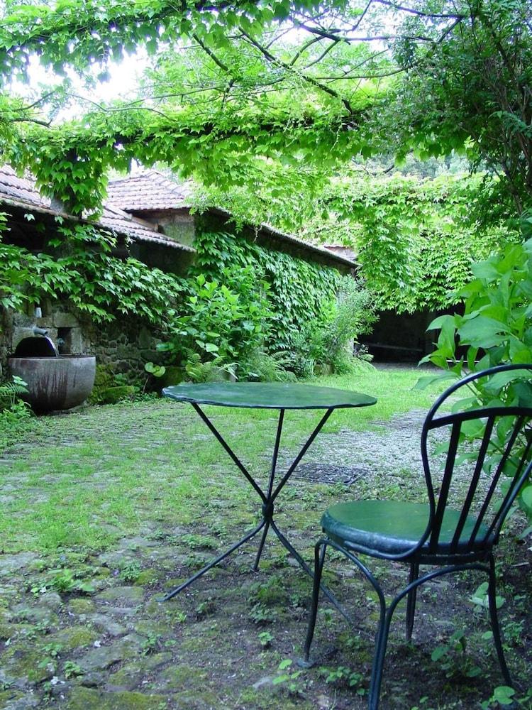 surroundings