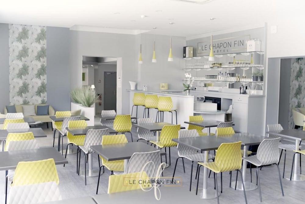 restaurant-cafeteria