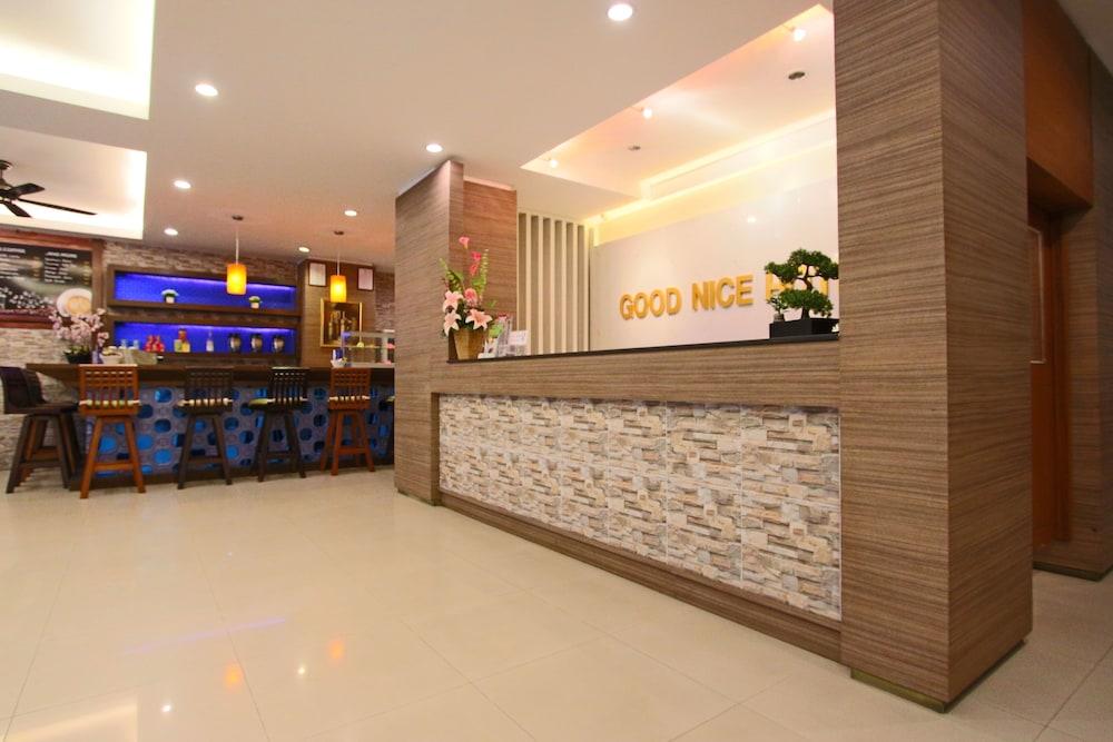 lobby