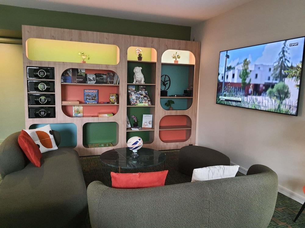 lounge