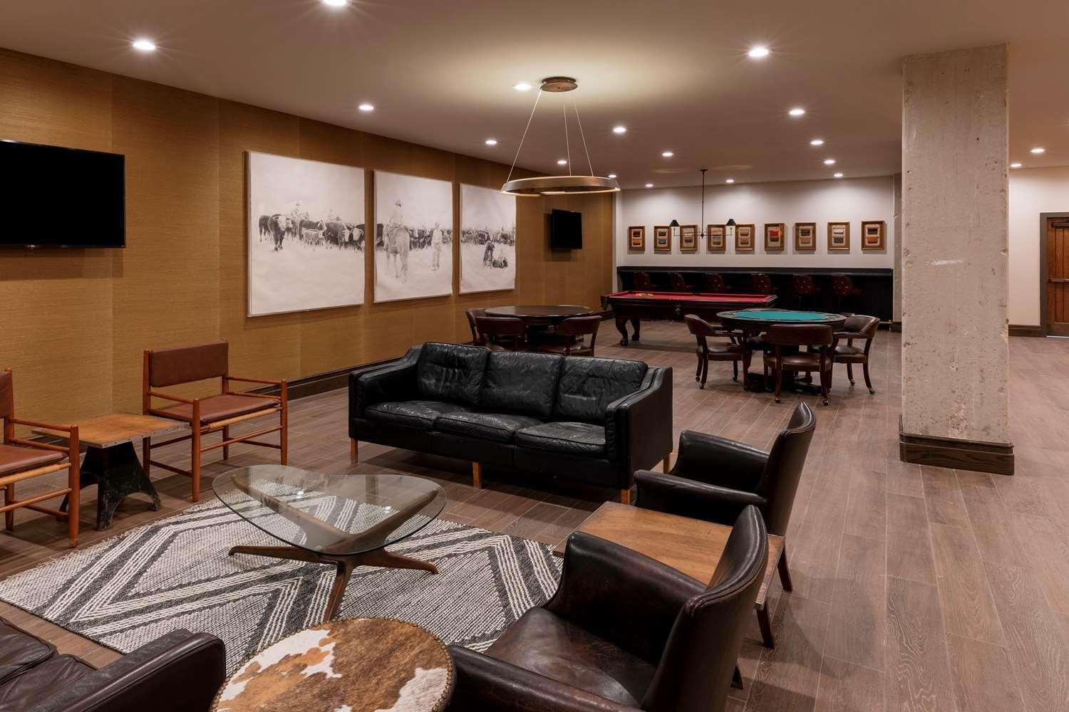 lounge