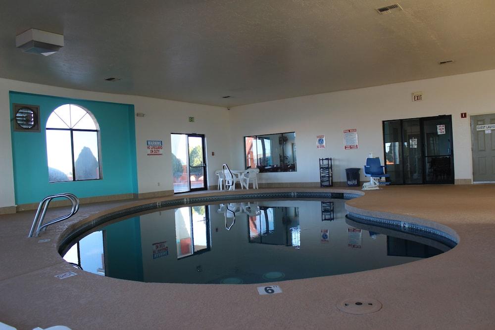 swimming pool spa