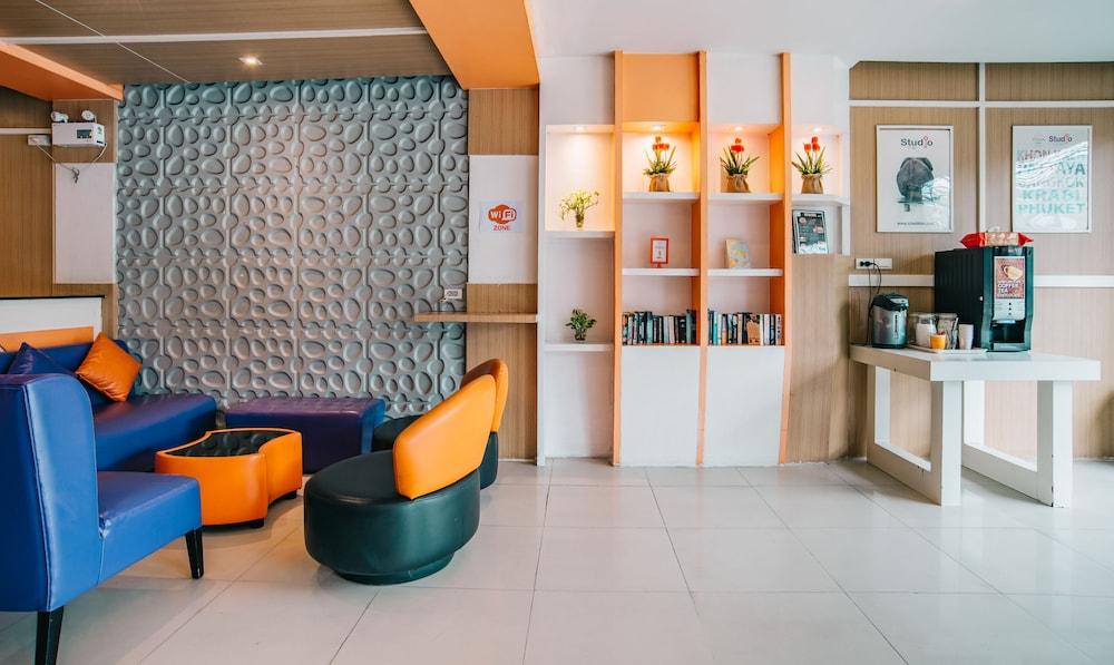 lounge